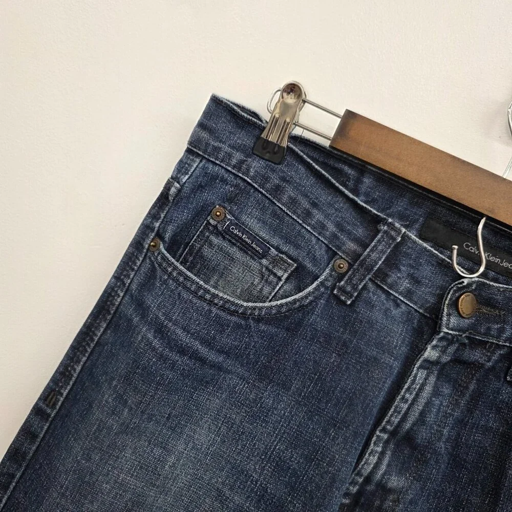 Calvin Klein Jeans Mens 30x32 (Actual 30/29) Straight‎ Leg Med Wash Denim Cotton